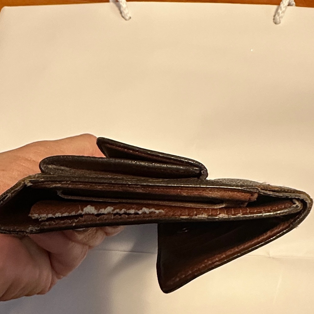Louis Vuitton Brown and Tan Monogram Wallet - Picture 10 of 10